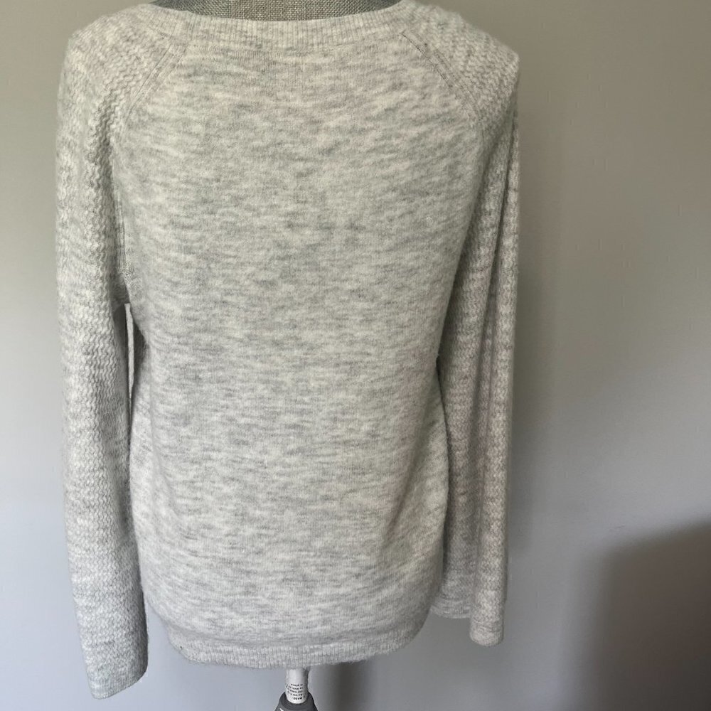 Loft Scoop Neck Light Gray Bell Sleeved Sweater Size M EUC - Picture 2 of 2